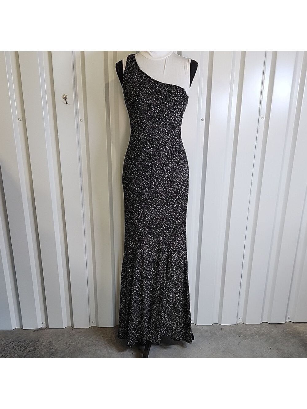 Jessica McClintock Black Silver Glitter One Shoulder Dress Gown Stretch Size 6